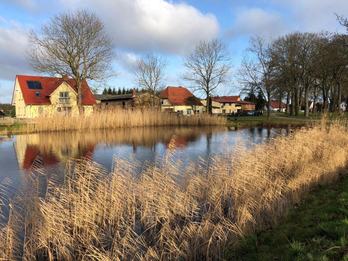 Refugium Raabenhorst Im Landhaus Am Haff Stolpe auf Usedom Exterior photo